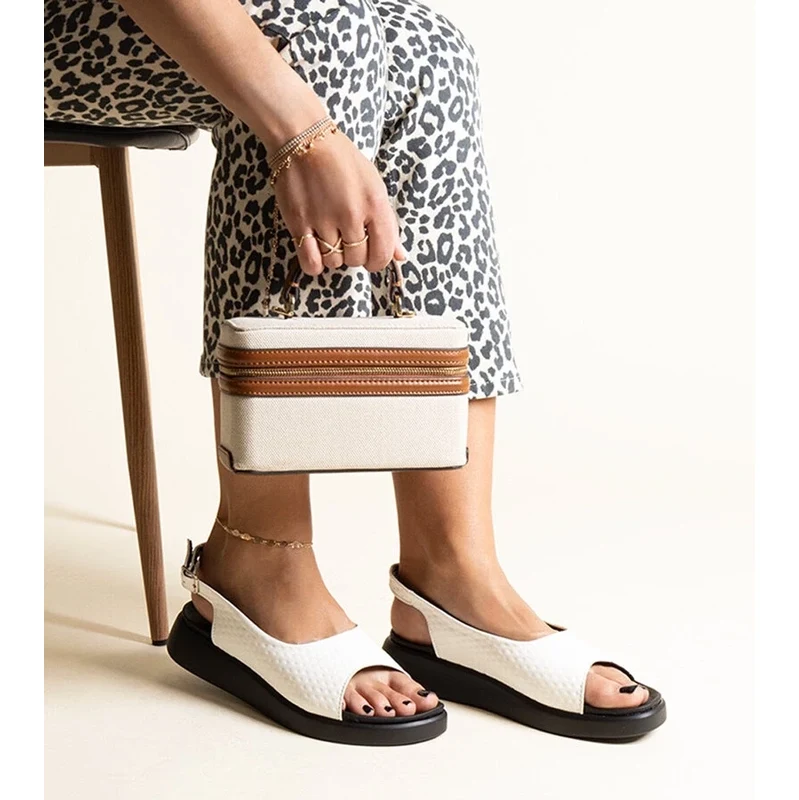 D/CEO Black sandals on a block heel Millo 106993102
