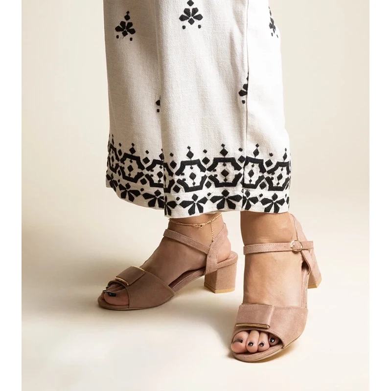 D/CEO Black sandals on a block heel Millo 106993524