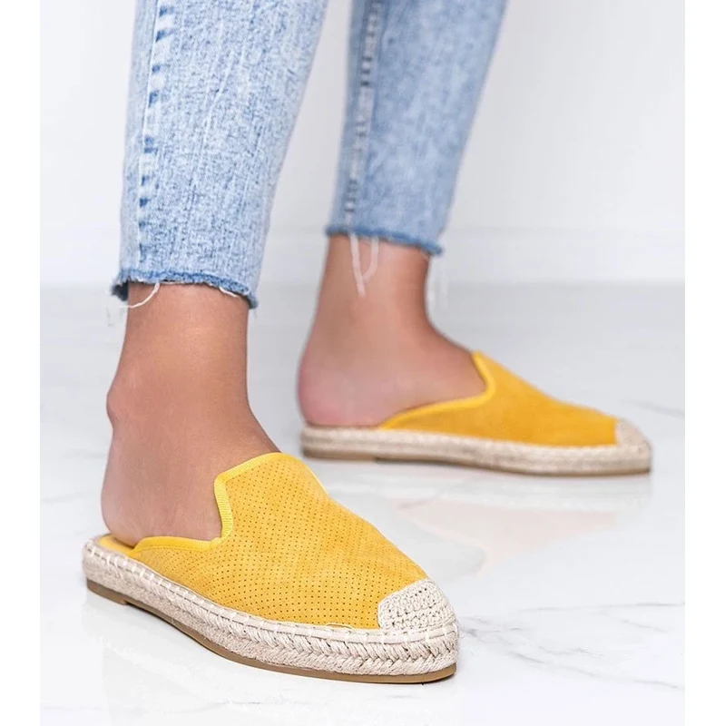 Gemre Yellow mules with a closed toe Kinshasa 106995226