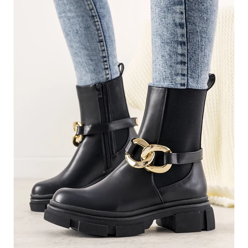 Gemre Black ankle boots with Trinity chain