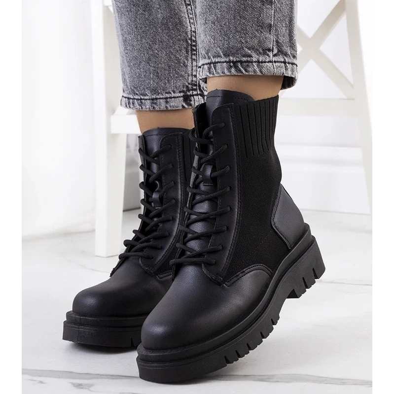 Gemre Black ankle boots with thick soles fabric upper Lennon