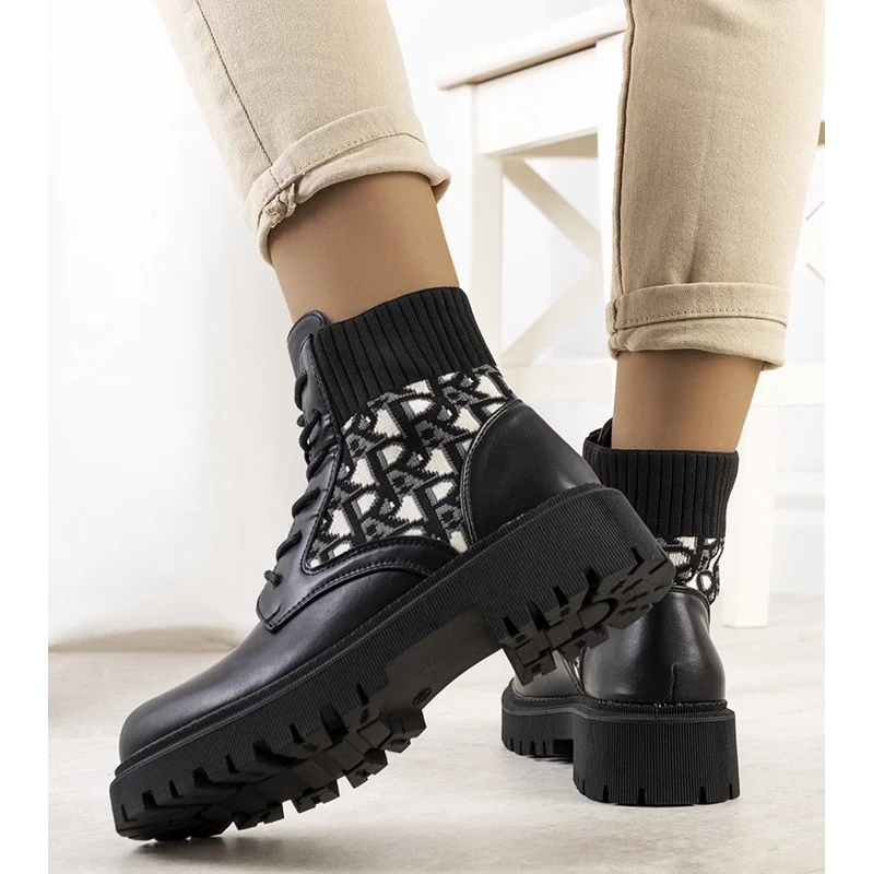 Gemre Black ankle boots with elastic upper Giganti