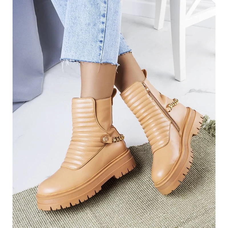 Gemre Beige insulated ankle boots with chain Pareda
