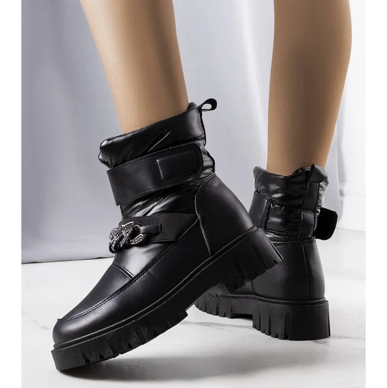Gemre Black snow boots with chain Ephraim 106995542