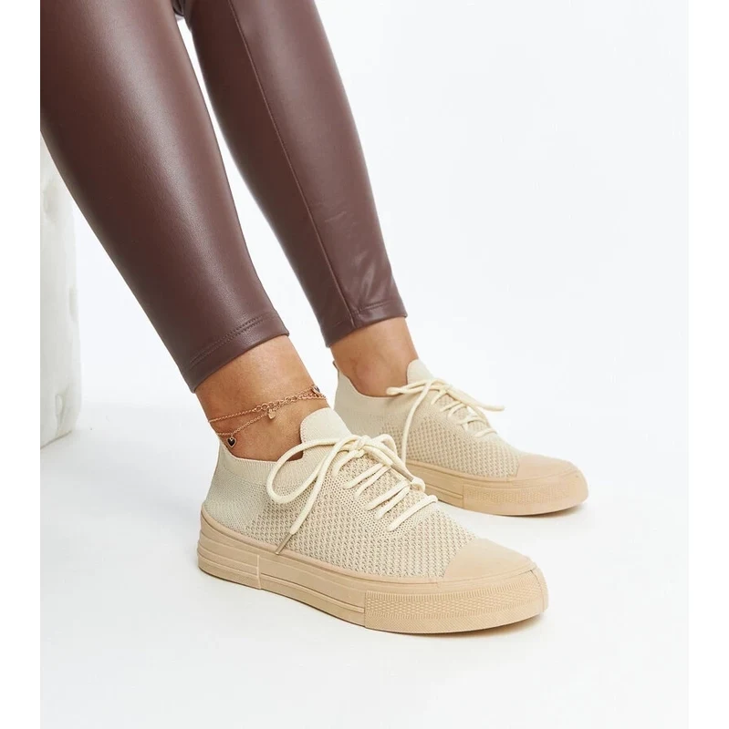 Gemre Light beige lightweight sports sneakers Senaida