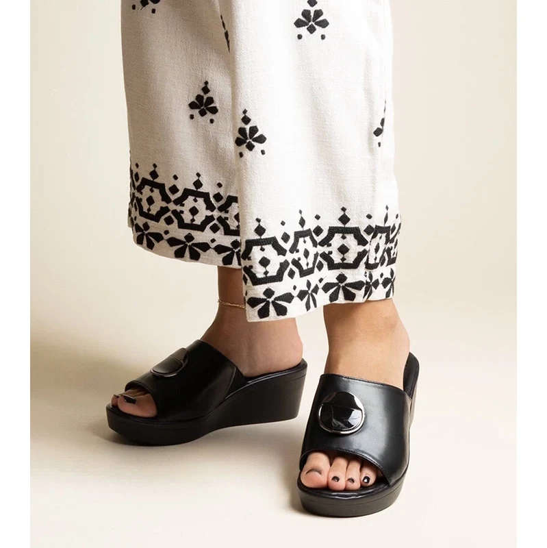 D/CEO Black sandals on a block heel Millo 106995990