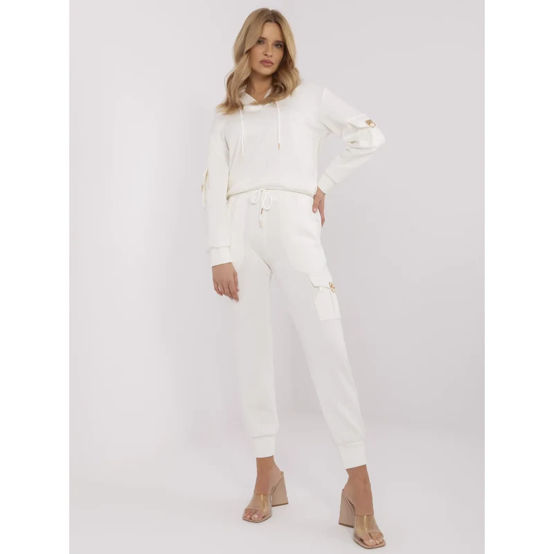 Vinceotto Set-NM-KMPL-V5655.37-ecru