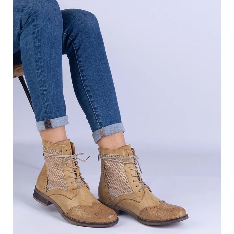 Gemre Yellow lacy flat ankle boots Reeves 106998336