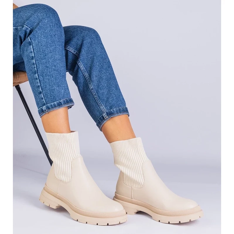 Gemre Beige ankle boots with fabric upper Kalvaria 107000362