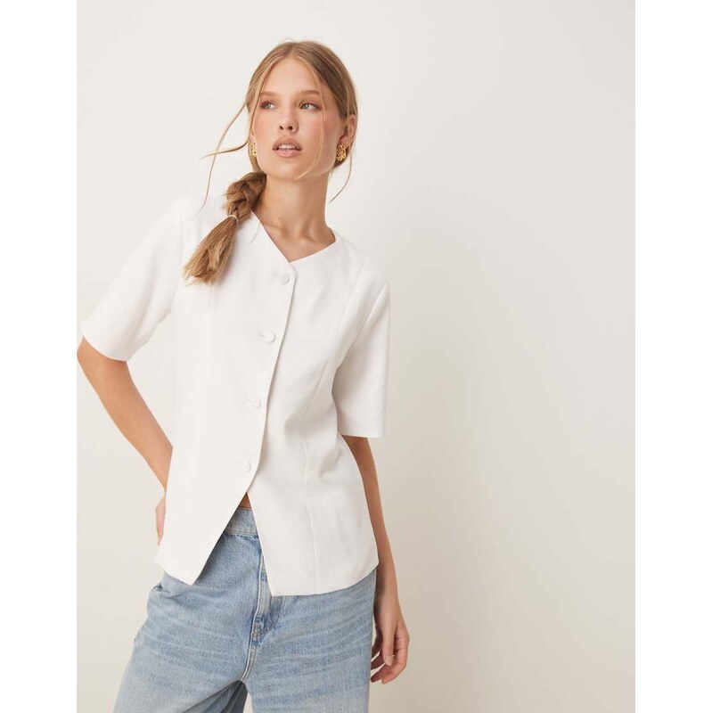 Abercrombie & Fitch button through vest in white 107336711