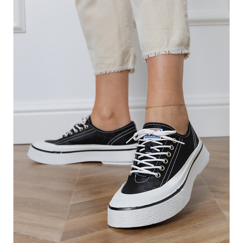 Gemre Black womens platform sneakers Greta