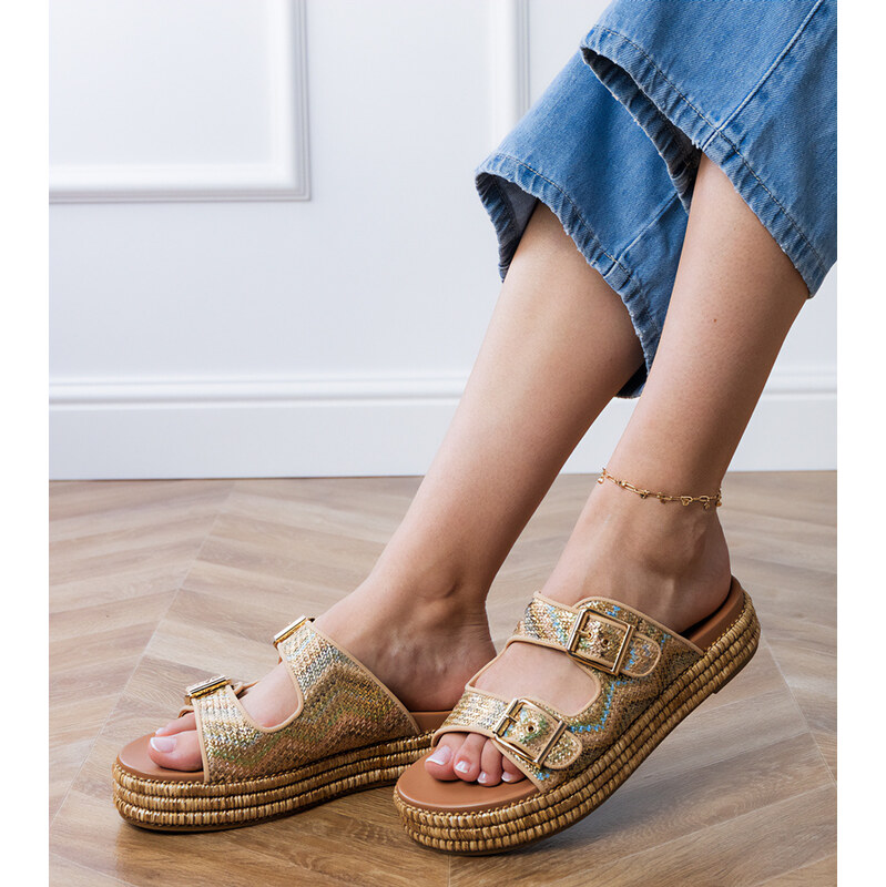 Gemre Golden sandals with buckles on straps Rider