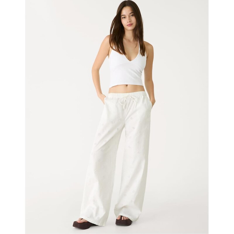 Stradivarius Flowing trousers with embroidery in white
