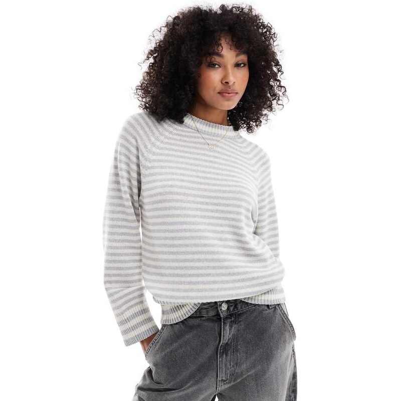 ASOS DESIGN knitted crew neck jumper with raglan sleeve in grey stripe 107372055