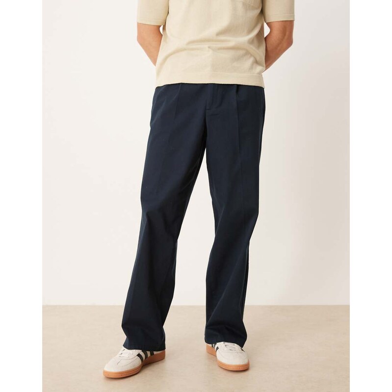 ASOS DESIGN smart wide leg trousers with pleats in navy