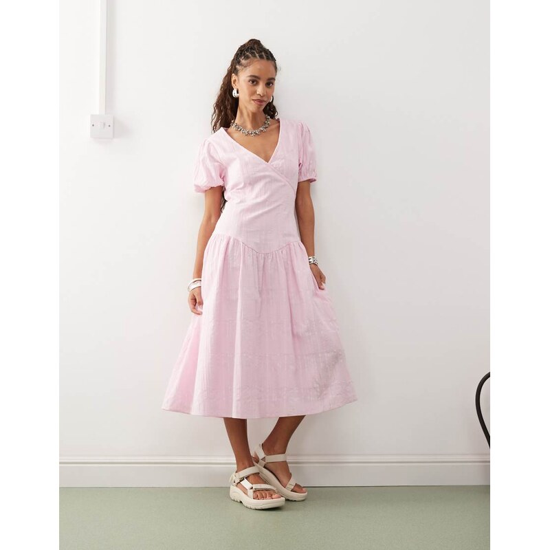 COLLUSION drop waist puff sleeve maxi dress in pink-Grey 107490061