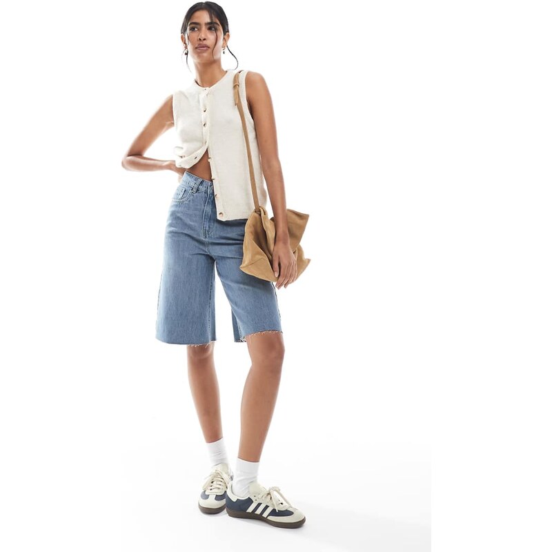 Daisy Street low rise denim jorts in blue 109645695