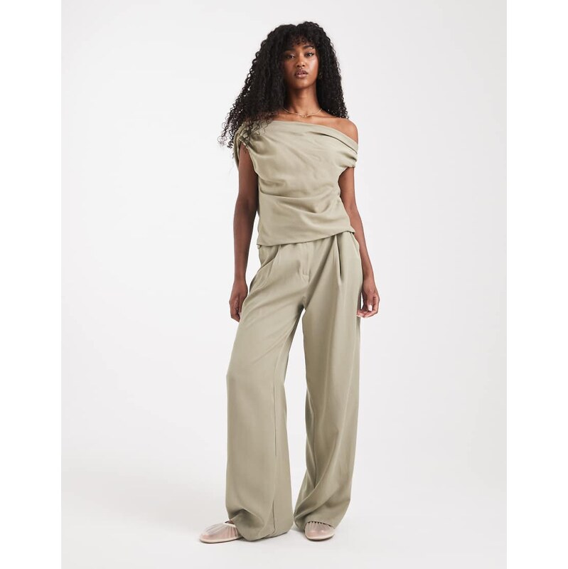 ASOS DESIGN lyocell wide leg dad trouser co ord in khaki-Green