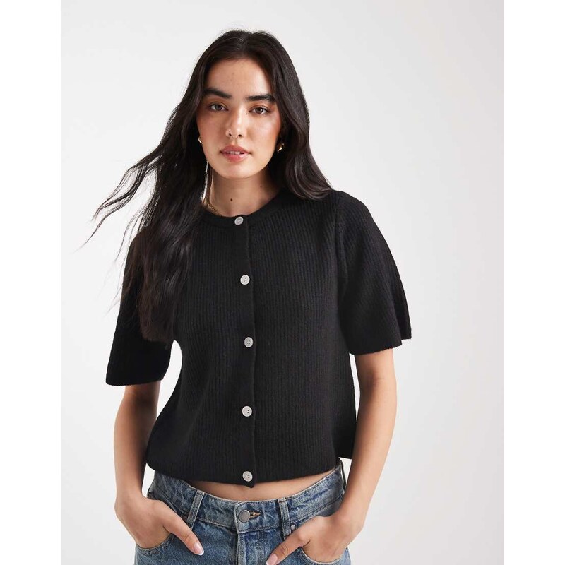 Pieces short sleeve boxy cardigan in black