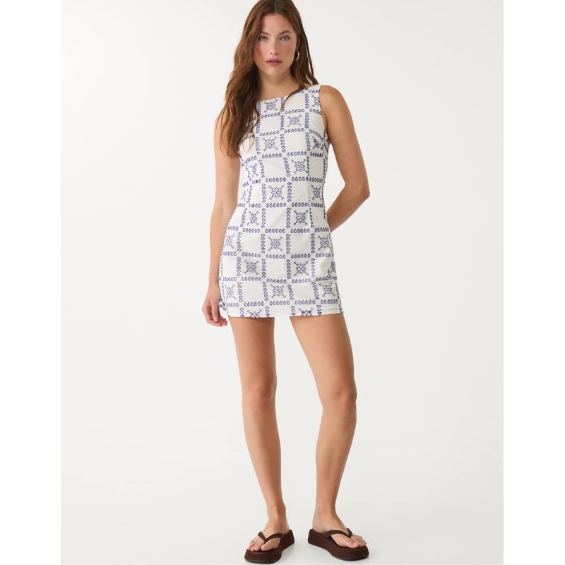 Stradivarius Embroidered short dress in blue 112173685