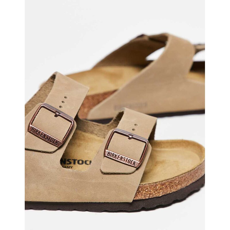 Birkenstock Unisex Arizona sandals in tabacco brown