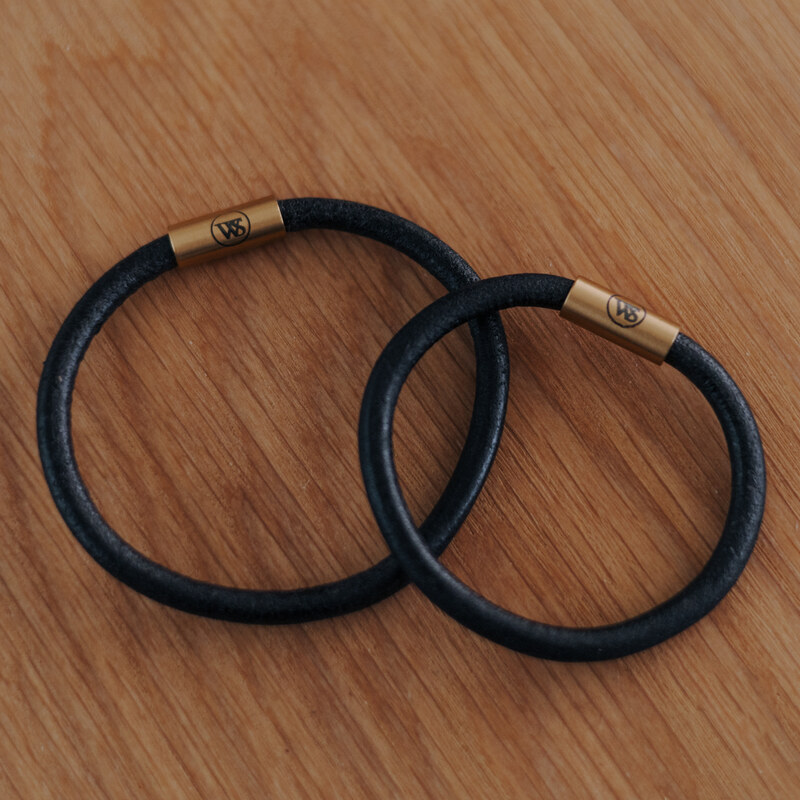 Wood Style Náramek kulatý se zlatým magnetickým zapínáním