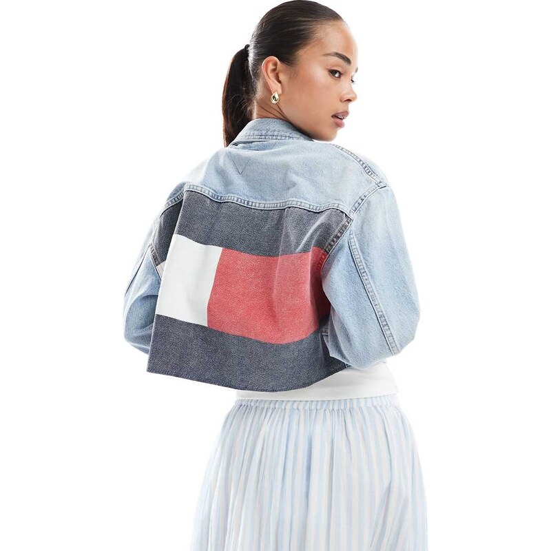 Tommy Jeans cropped trucker denim jacket in Light blue 107665912