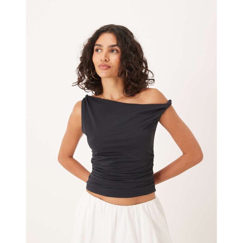 Abercrombie & Fitch asymmetric twist one shoulder top in black 107680023