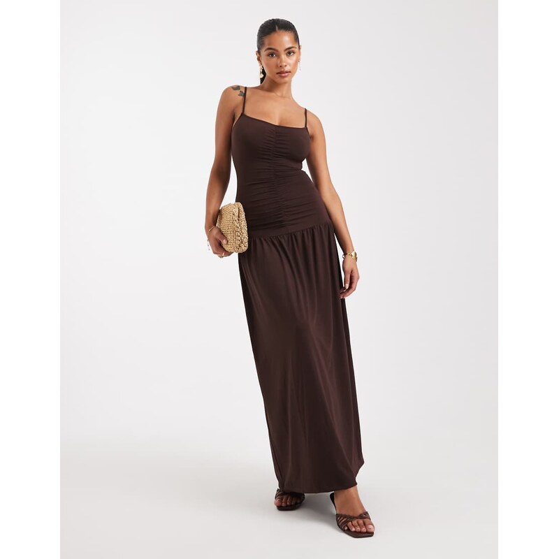 WeWoreWhat scoop neck ruched maxi dress in chestnut-Brown