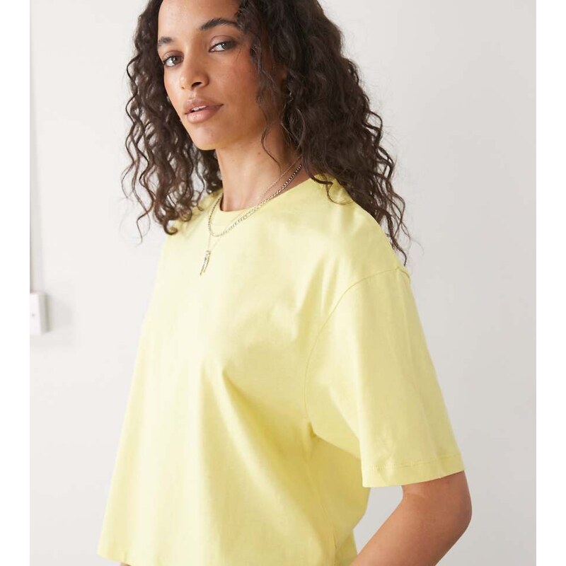 COLLUSION boxy short sleeve t-shirt in yellow 107680890