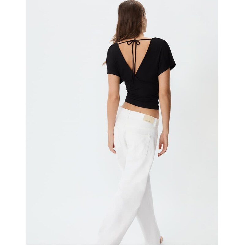 Stradivarius Top with gathered v-neckline in black 107721850