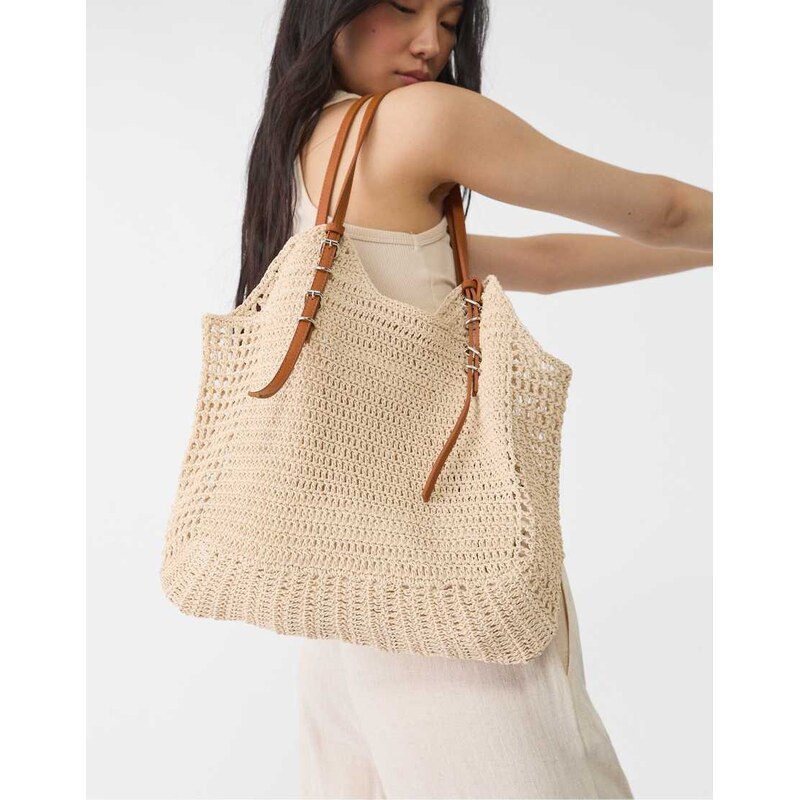 Stradivarius Crochet shoulder bag in ecru-White 107738127