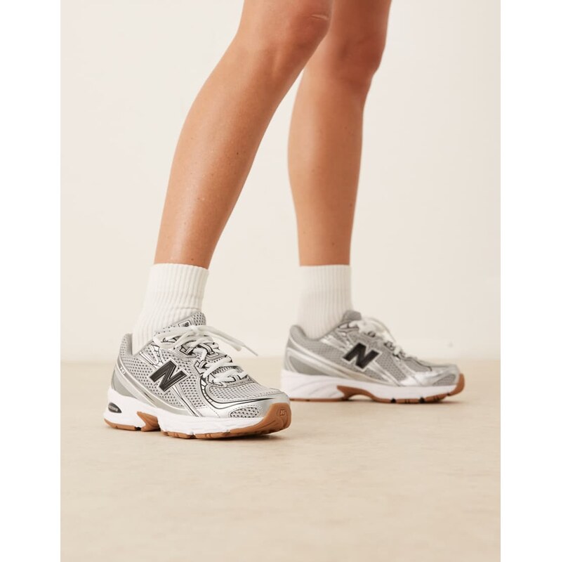 New Balance 740 unisex trainers in silver and black 115743801