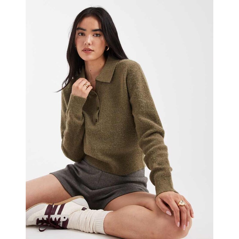 ASOS DESIGN knitted relaxed collar henley jumper in olive-Green 108172700