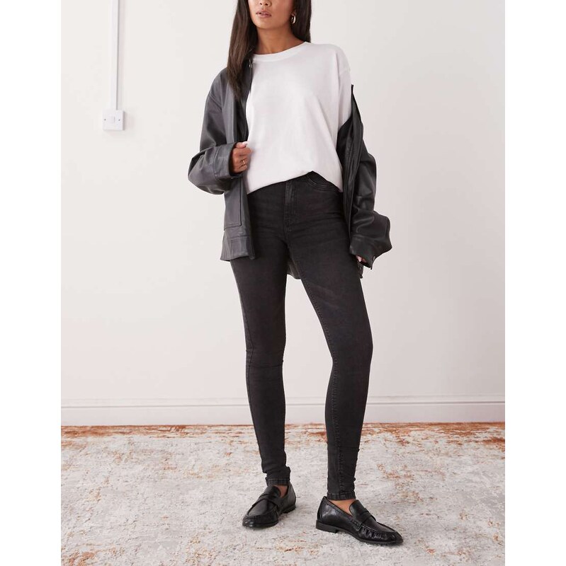 Noisy May Callie high waist skinny jean in washed black 107765225