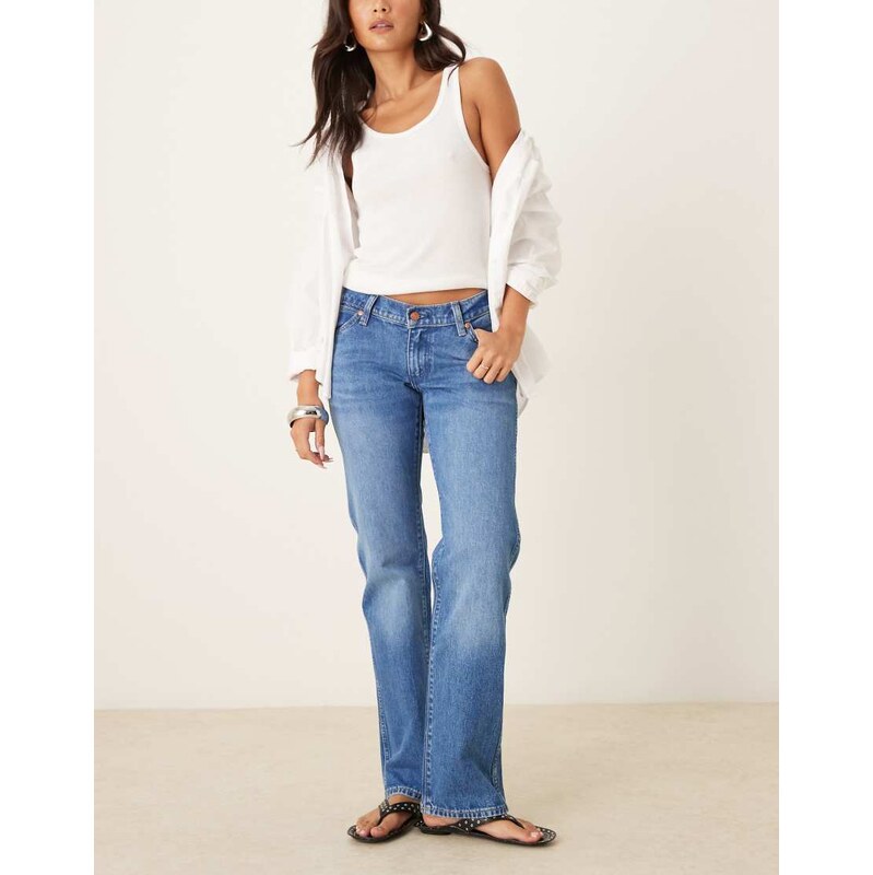 Wrangler low rise cowboy straight fit jean in lagoon blue
