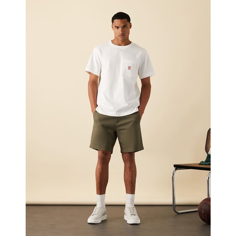Wrangler pocket tee in worn white