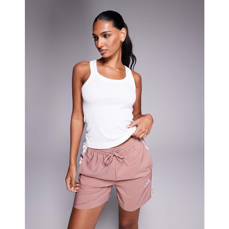 4505 seamless rib scoop neck active vest in white