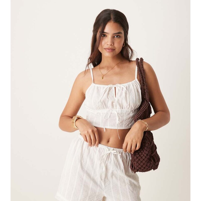 Aray beach crop top co-ord in white
