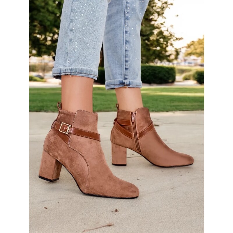 Resti Womens chunky heel ankle boots Eloron