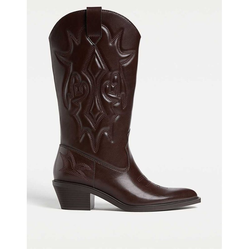Stradivarius heeled cowboy boots in brown