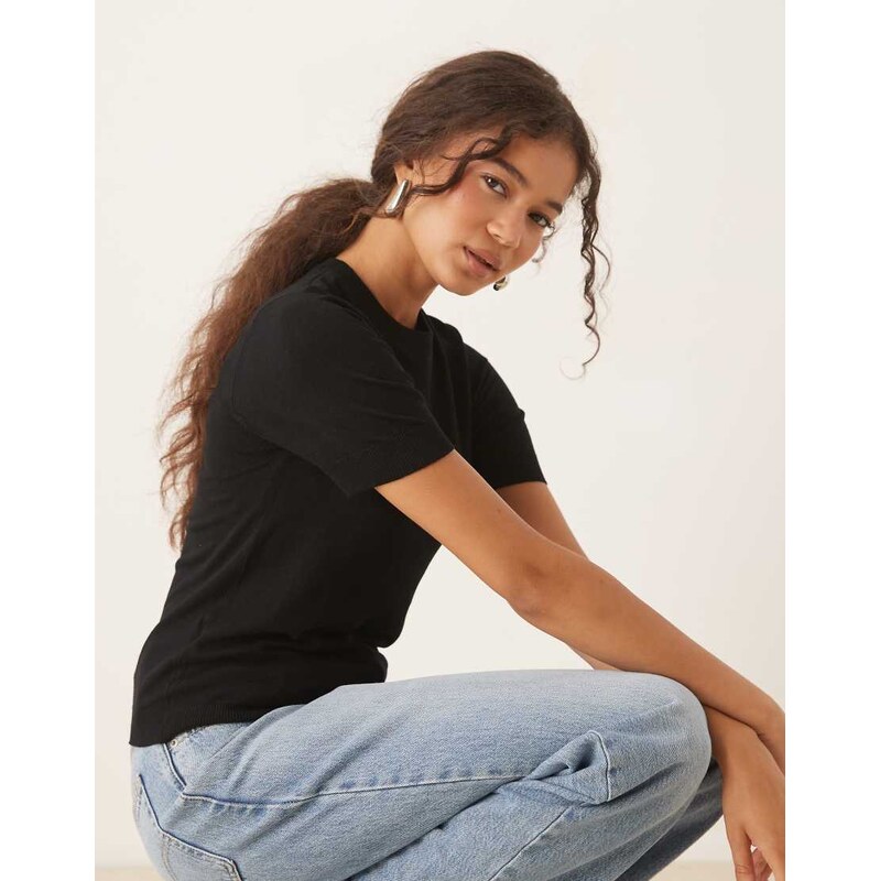 Mango fine knit short sleeve top in black 107829715