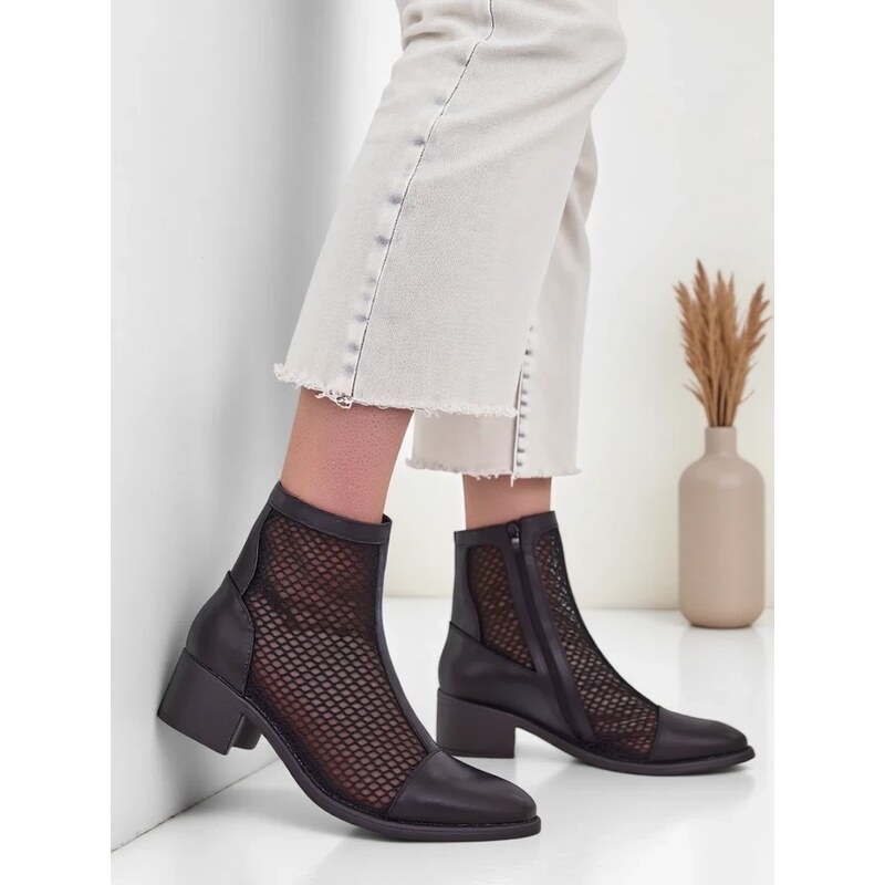 Resti Perforated Womens Low Heeled Ankle Boots Rowices