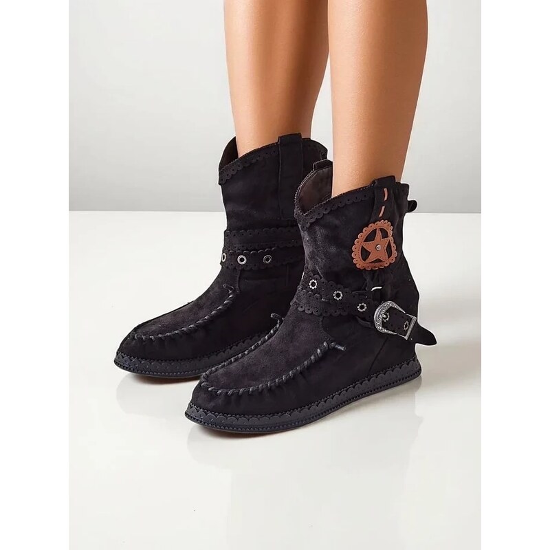 Resti Womens ankle boots on a low wedge Indianas 107838900