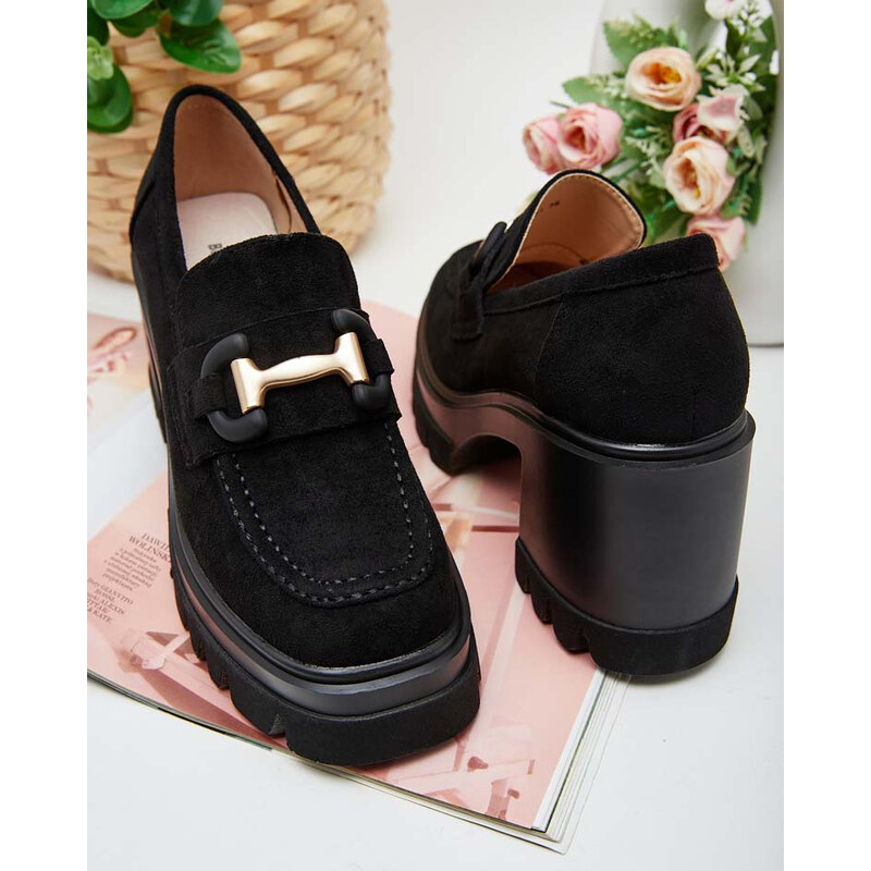 Resti Womens moccasins on a post Tivili 107853601