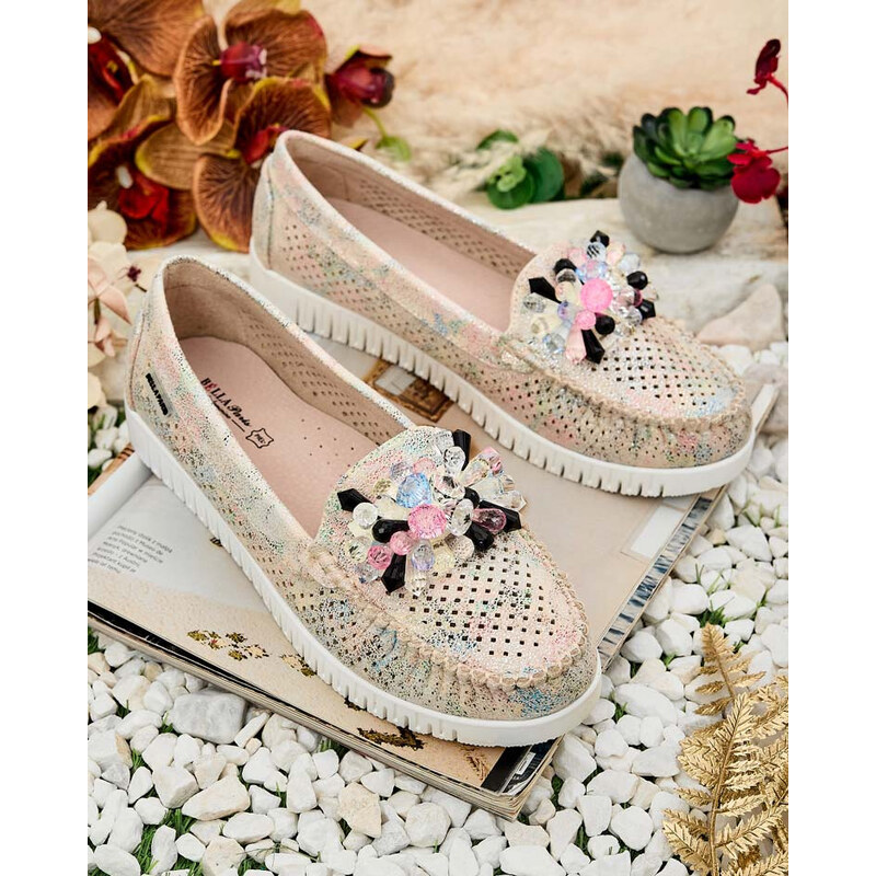 Resti Womens beaded openwork moccasins Nasfali 107853669