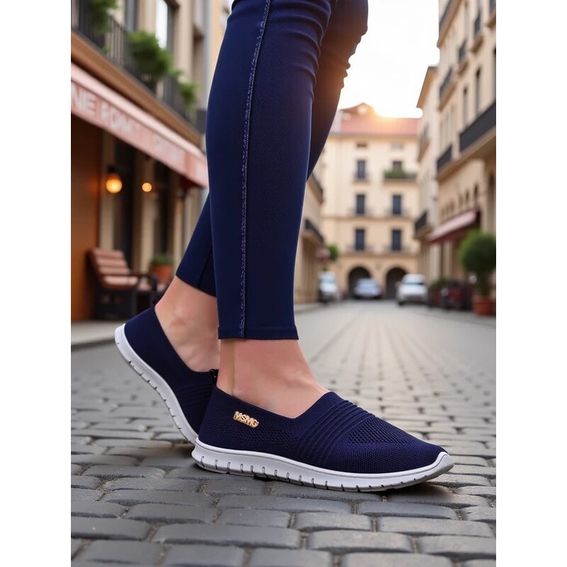 Resti Womens sports moccasins Sortpes