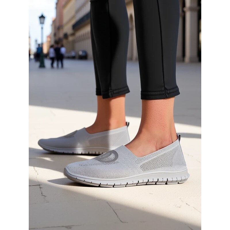 Resti Womens sports moccasins Pertepses