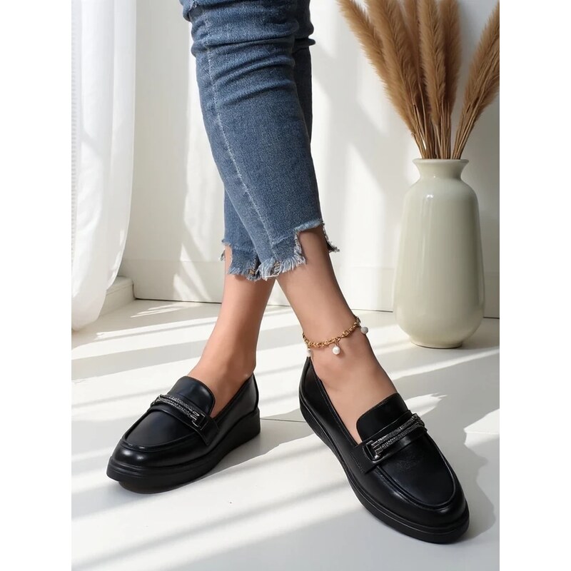 Resti Womens Moccasins Afisal