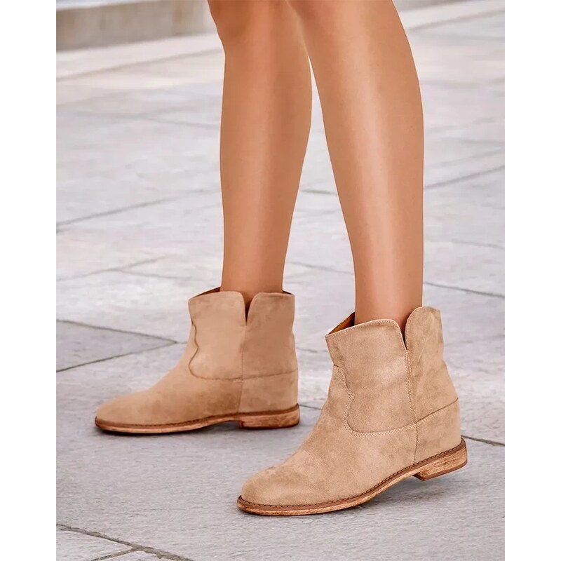 Resti Boots in cowboy style on a covered wedge Blueston